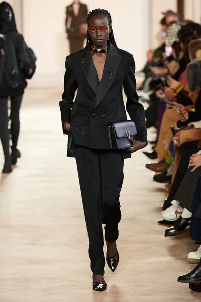 Look 26